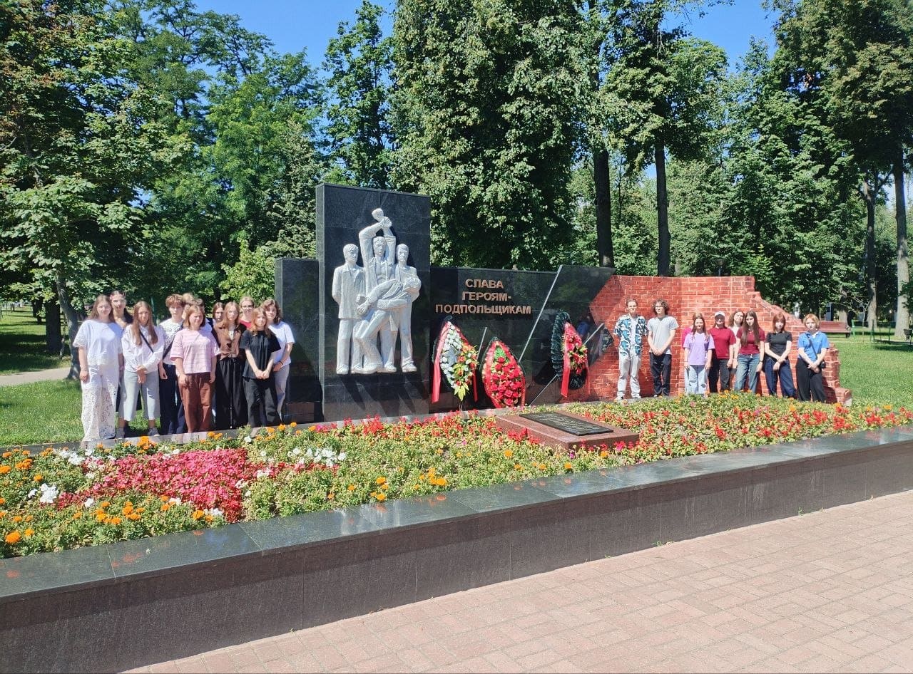 Торжественный митинг 5